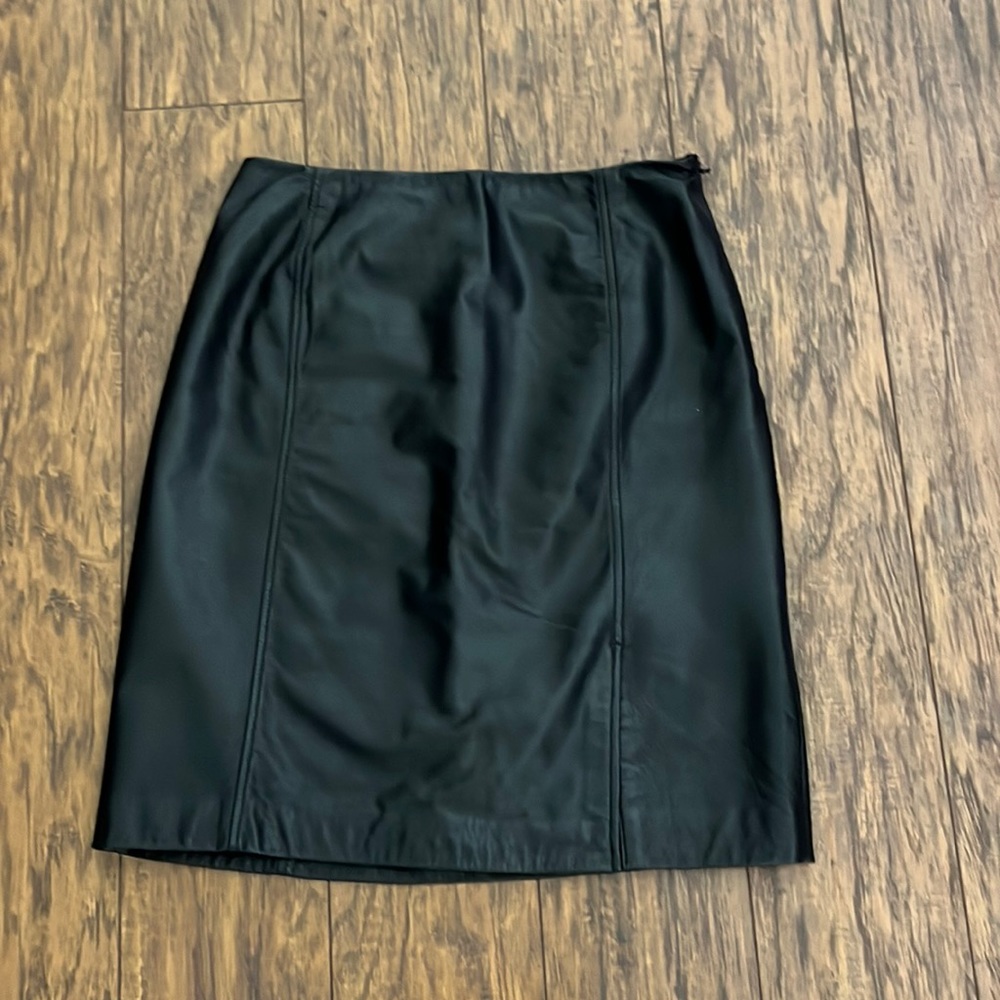 Ann Taylor LOFT 💯 Leather High Waisted Skirt